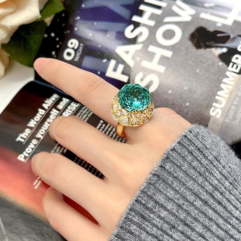 Jewelry Copper Bottom Gold Plated Rose Cut Roland Gold Vintage Ring Heroine Stone 14Mm