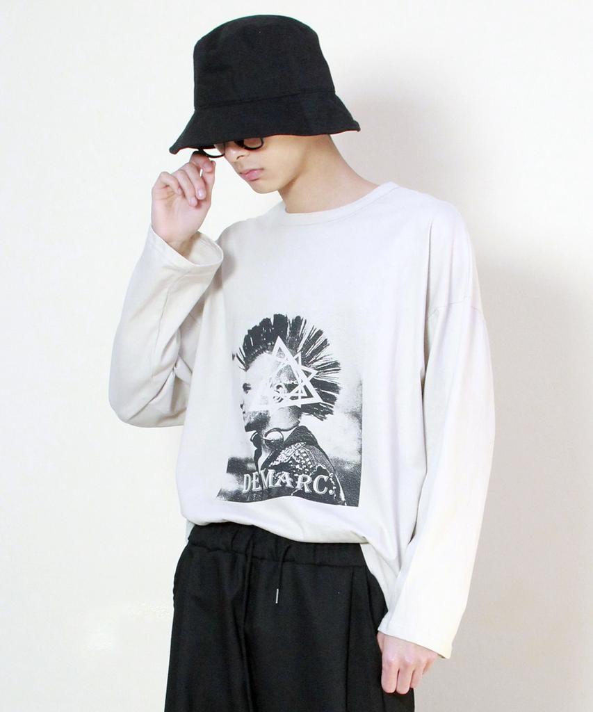 Deumakeu Dark Punk Graphic Boxy Fit T-Shirt Beige