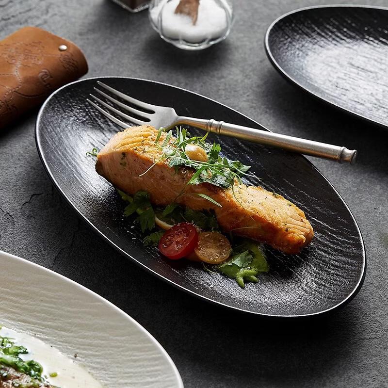 Minimalist Frosted Oval Ceramic Dining Plate