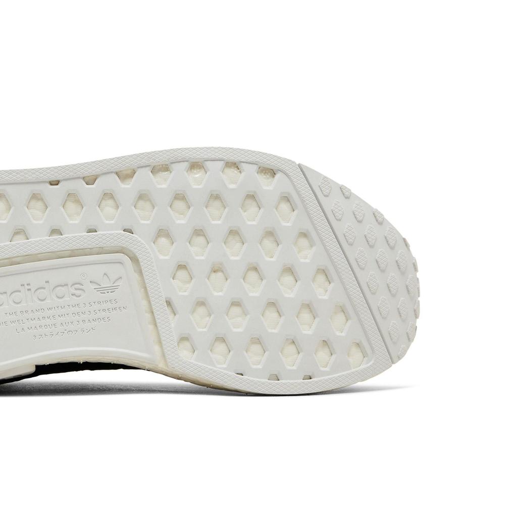 adidas NMD_R1 Primeknit 'Monochrome' (Unisex) Core Black / Core Black / Footwear White Casual Shoes BA8629