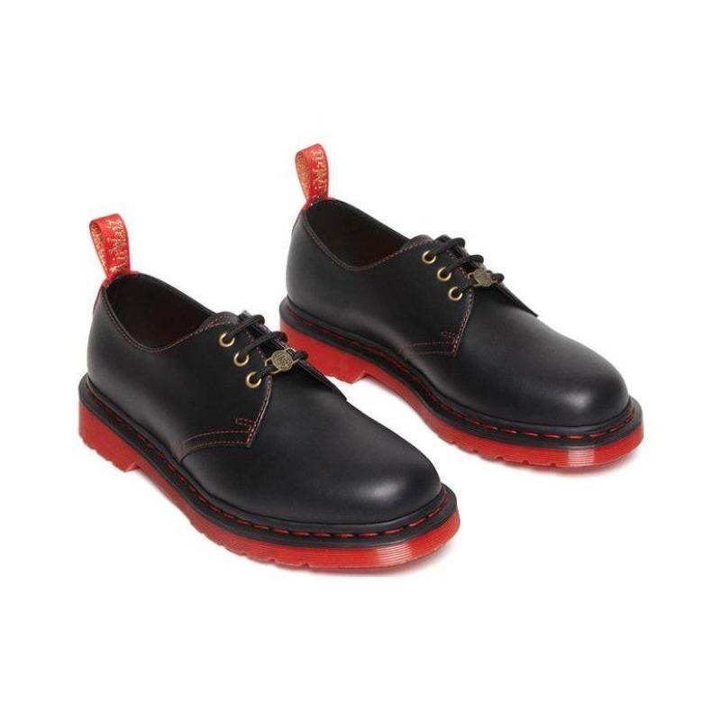 Dr. Martens Leder 3-Ösen Schnürung Niedrige Freizeitschuhe Unisex Schwarz 30555004