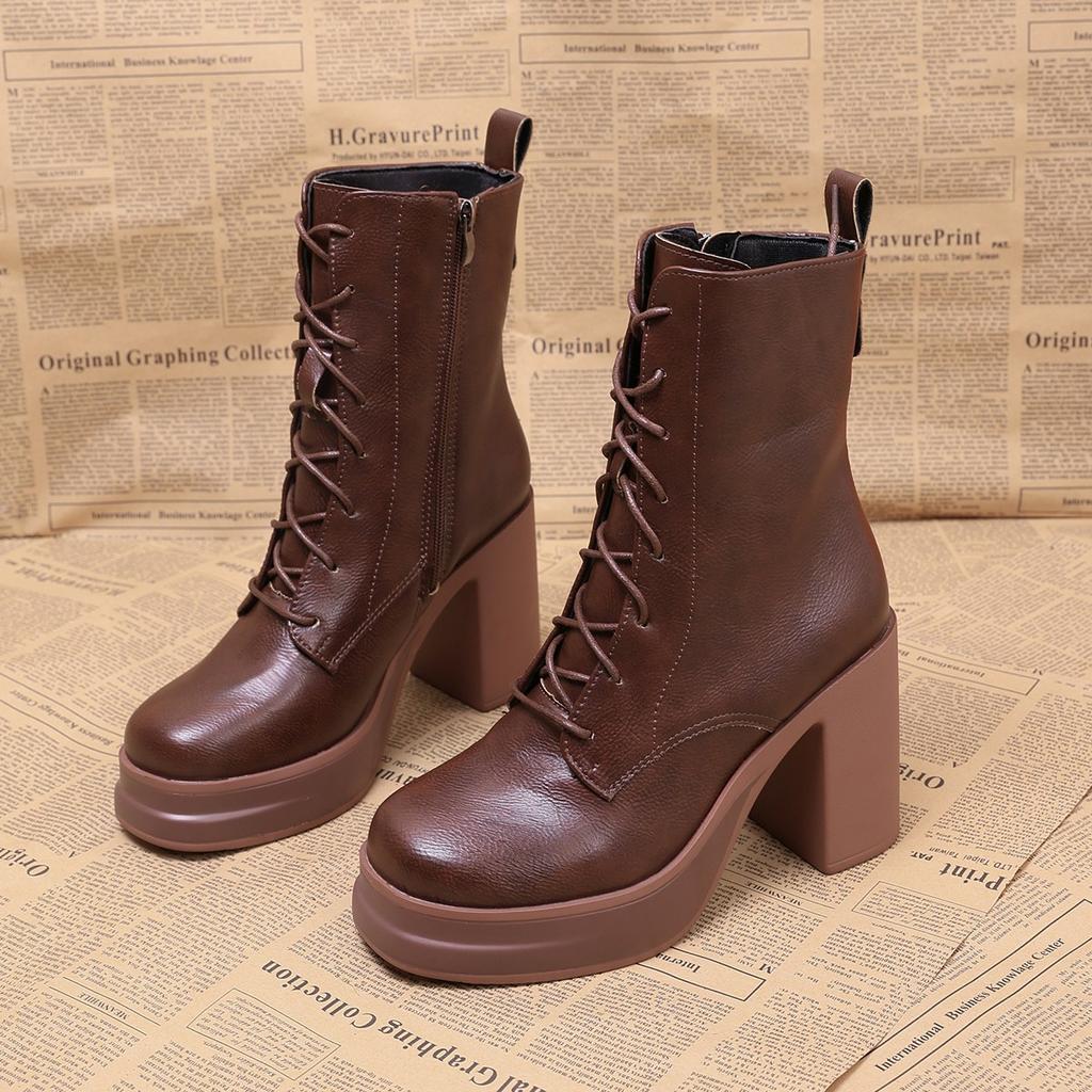 2025 Winter New Slimming Retro High-heeled Fashion Boots Women's Plus Size Thick Heel Side Zipper British Style Booties