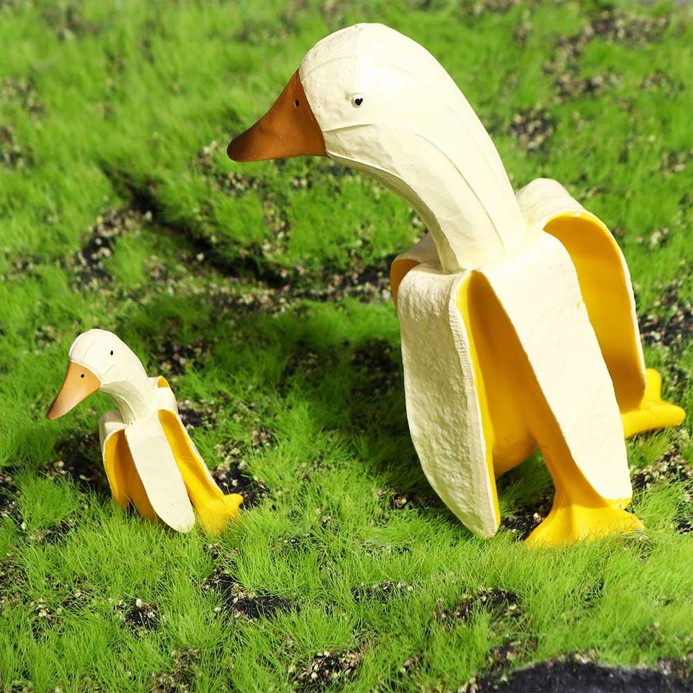Resin Creative Patio Lawn Home Garden Porch Office Duck Statues Banana Duck Ornament Duck Sculpture
