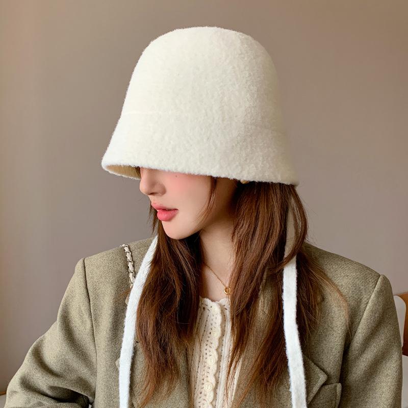 Autumn and Winter Hat Female British Style Retro Basin Hat Plush Bucket Hat Outdoor Windproof Bucket Hat