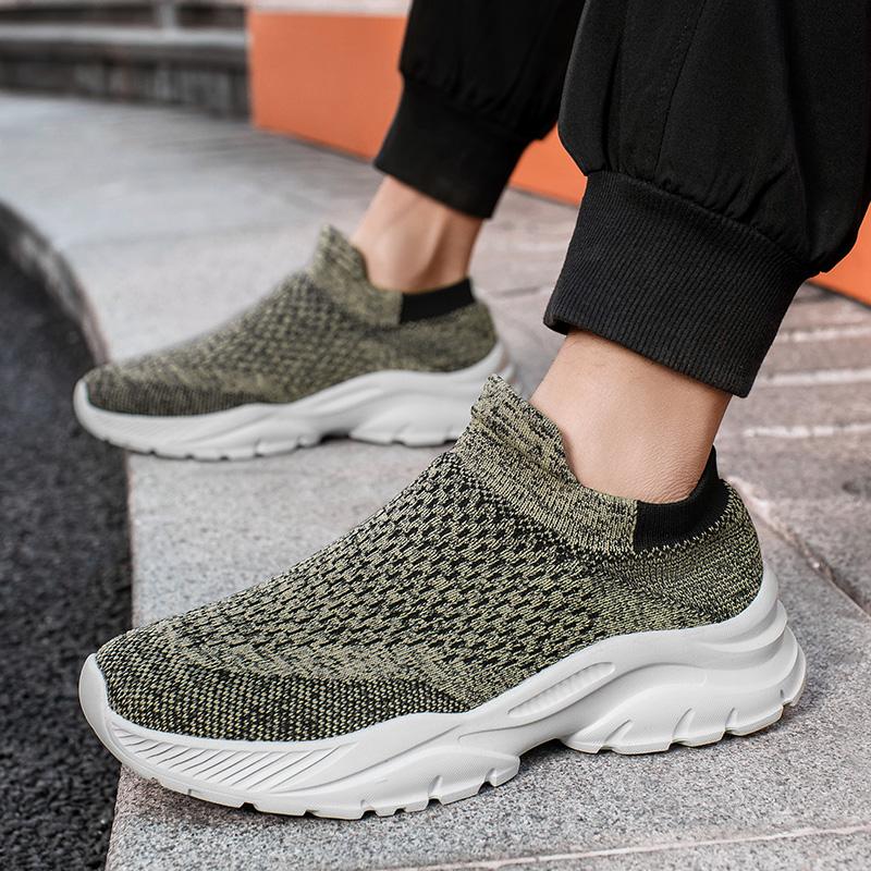 Men's Sports Shoes with Comfortable Foot Cover, Anti-skid Training Shoes Running Shoes and Neutral Vulcanized Shoes Casual Shoes