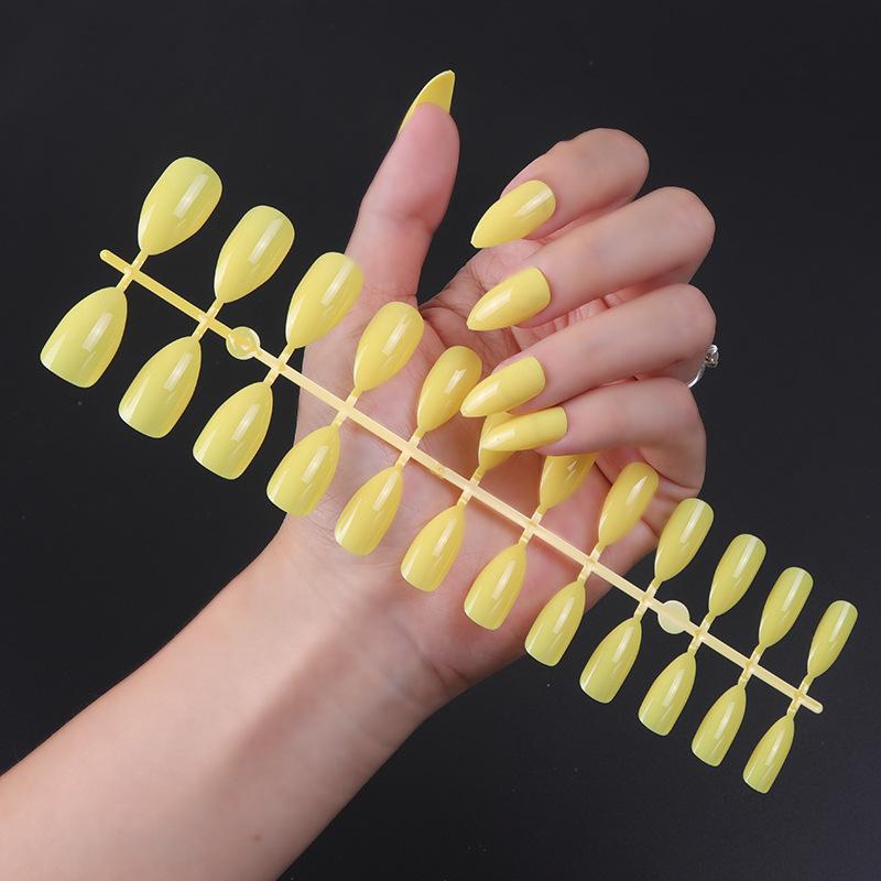 24 teile/satz DIY Schnelle Nägel Glänzende Wasser Tropfen Nägel Einfarbig Falsche Nägel Mehrfarbige Streifen Fertig Tragen Nagel Kunst