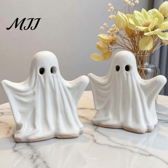 Halloween Ghost Decor Figurine, Spooky Cute Statue, Retro White Decorative Fireplace Accents Ornament for Home Tabletop Party Decorations Unique Gift
