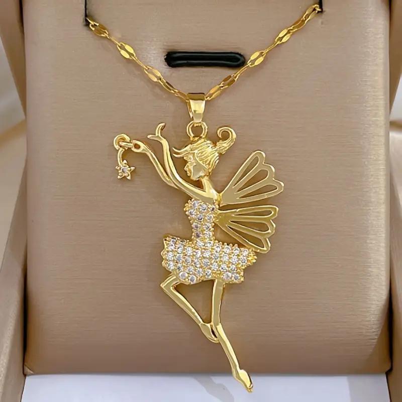Un collar con colgante de bailarina de alas de ángel, completamente nuevo, precioso y elegante, incrustado con brillantes y lujosos circonitas cúbicas sintéticas, es adecuado como