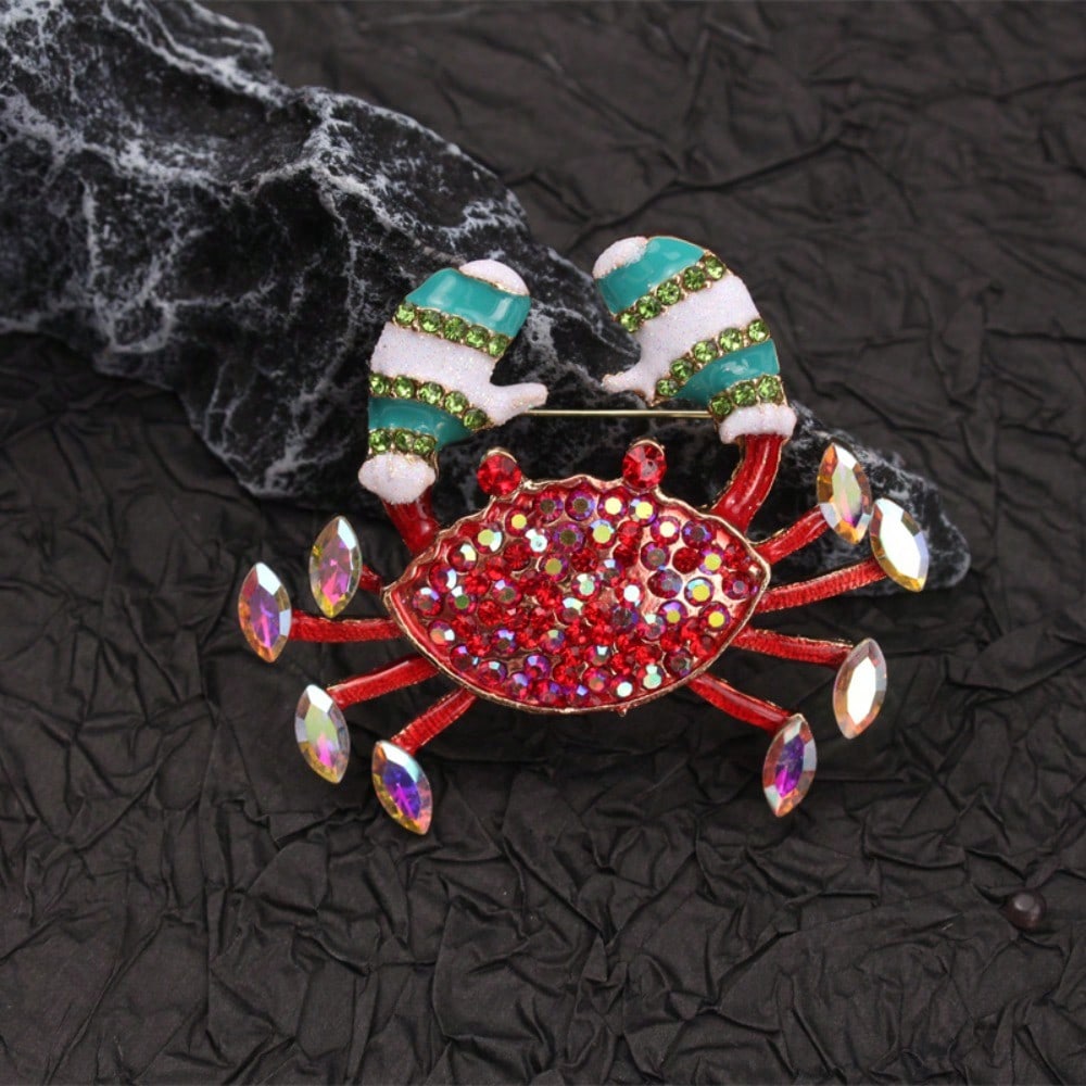 Crystal Crab Brooch for Women, Unique Animal Enamel Pin with Sparkling Rhinestones, Novelty Jewelry Gift for Coat Bag Decoration
