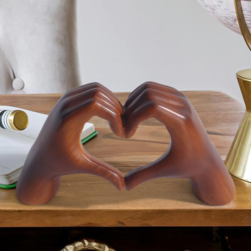 Imitation Wood Grain Love Gesture Sculpture Resin Craft Ornament for Home, Bedroom, Living Room and Entryway Desktop Decoration