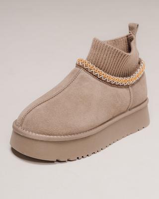 Botki Ugg krótkie z czubkiem Lola Andy 8820 36 vison zamsz wełniany