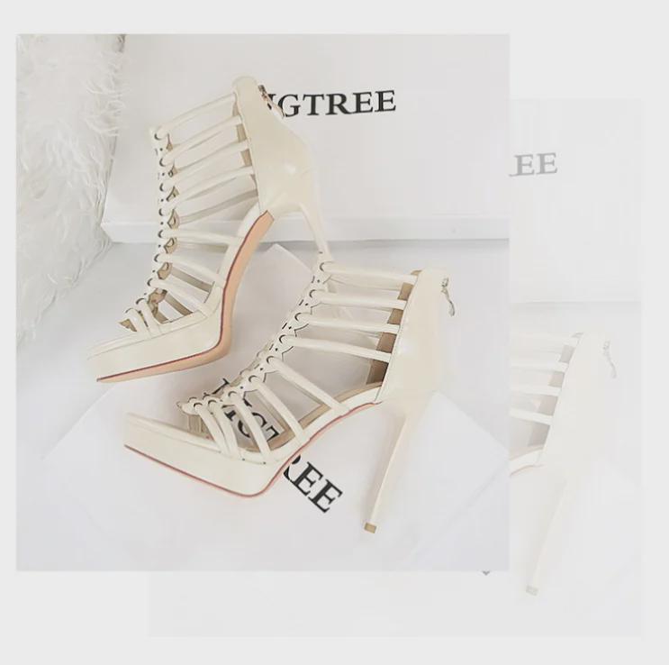 929-13 Sandals (Sold Out, No Restock)