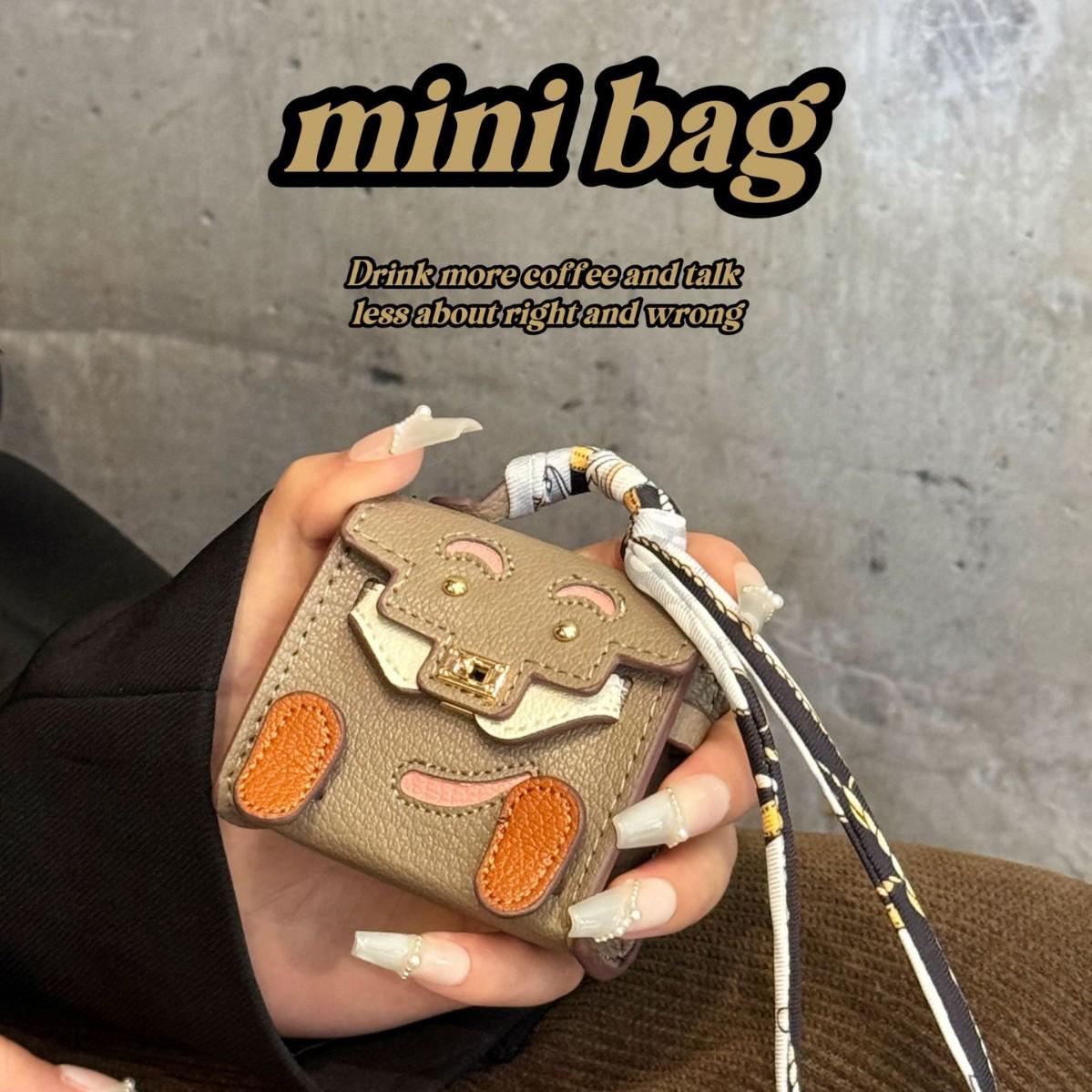Совместимо с куклами H Family: Сумка для наушников Mini Monster и брелок для ключей от машины. хаки