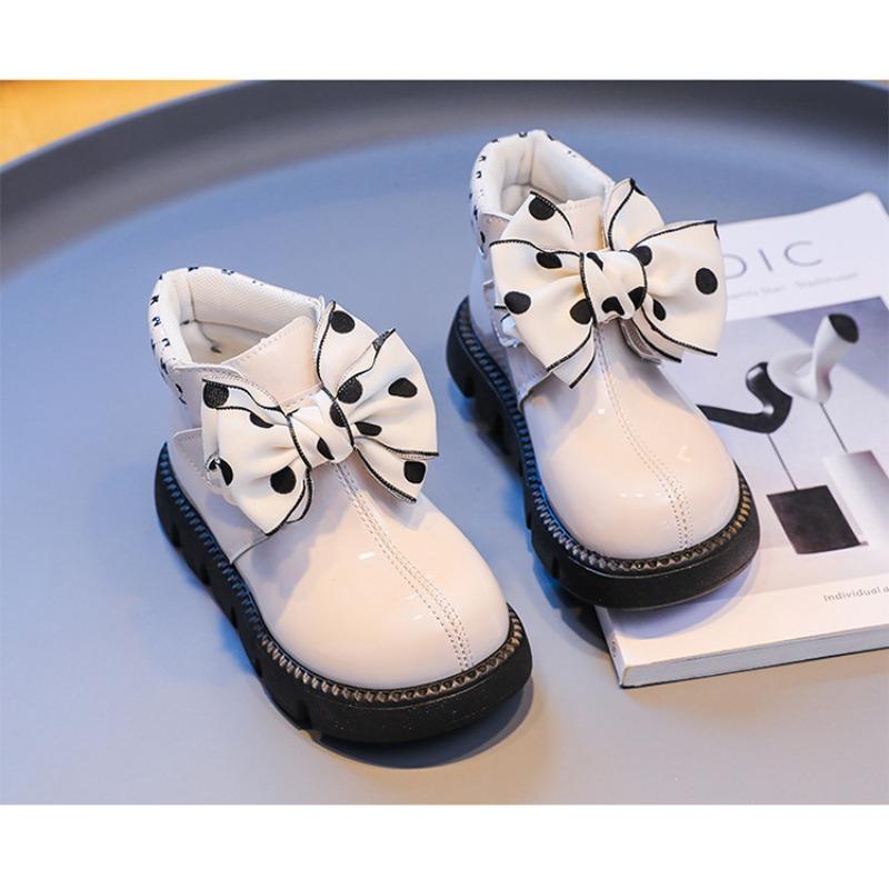 Koreanische version nette mädchen bogen prinzessin stil leder stiefel mädchen kurze stiefel nicht-slip weiche sohle einzigen stiefel