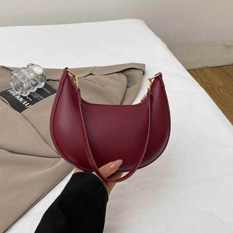 Sommer neue Mode Schultertasche einfache Halbmondtasche Nische Pendlertasche Achsel personalisierte Damentasche