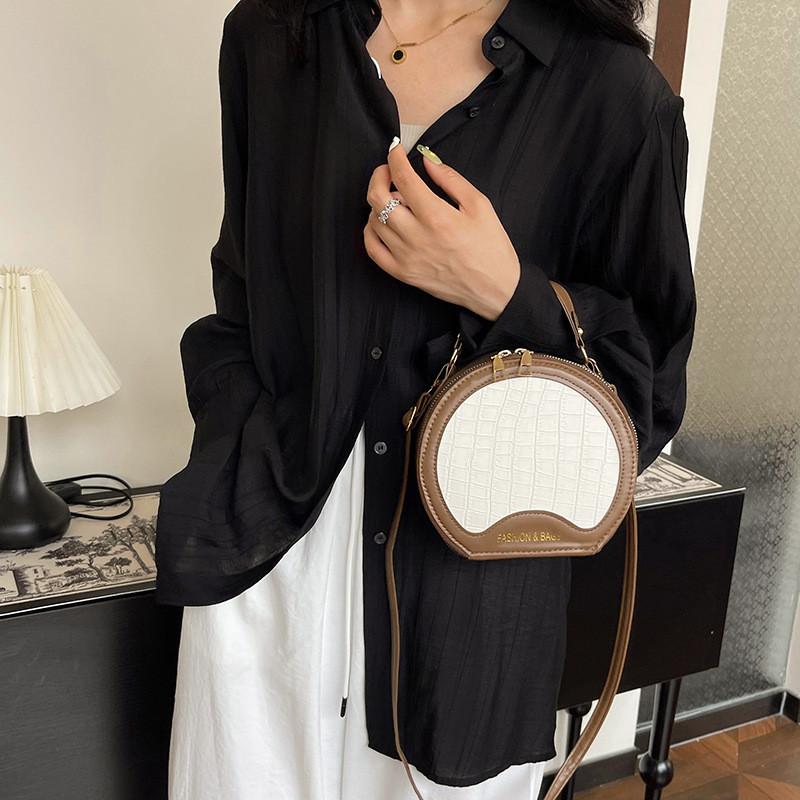 Stylish Women's Trendy Pu Leather Round Bag With Unique Design For Casual Outfits