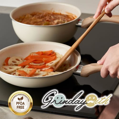 Kakusei Grinday with NB-45 Frying Pan, 26cm, Warm Ivory, Induction Compatible, Ceramic Coating, Stylish and Cute