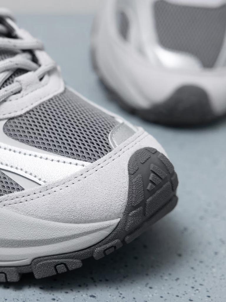 Adidas „Abendschuhe“ SHADOW FEVER Dämpfungs- und Rebound-Schuhe KK3778