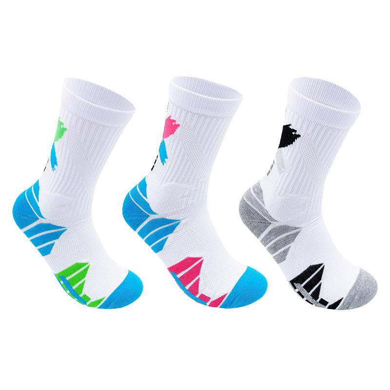 VICTORIATOURIST 3-Pair Pack Mid-Calf Cushioned Sports Socks