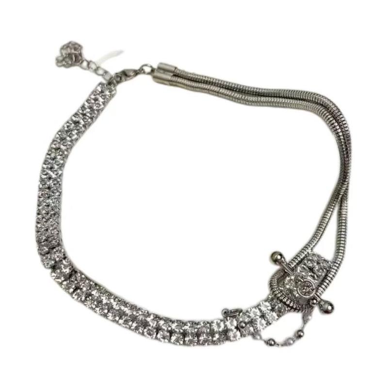 Shiny Choker For Women Luxury Delicate Punk Splicing Chain Necklace Bracelet Temperament Collars Buckle Shape Jewelry