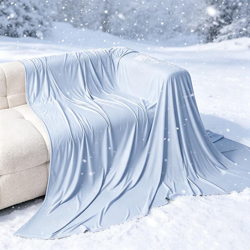 Летнее одеяло Ice Tencel с охлаждающим эффектом, тонкое, дышащее, стирающееся, из ледяного шелка, для кондиционера, для чувствительной кожи, для сна без одежды 160*200cm gray