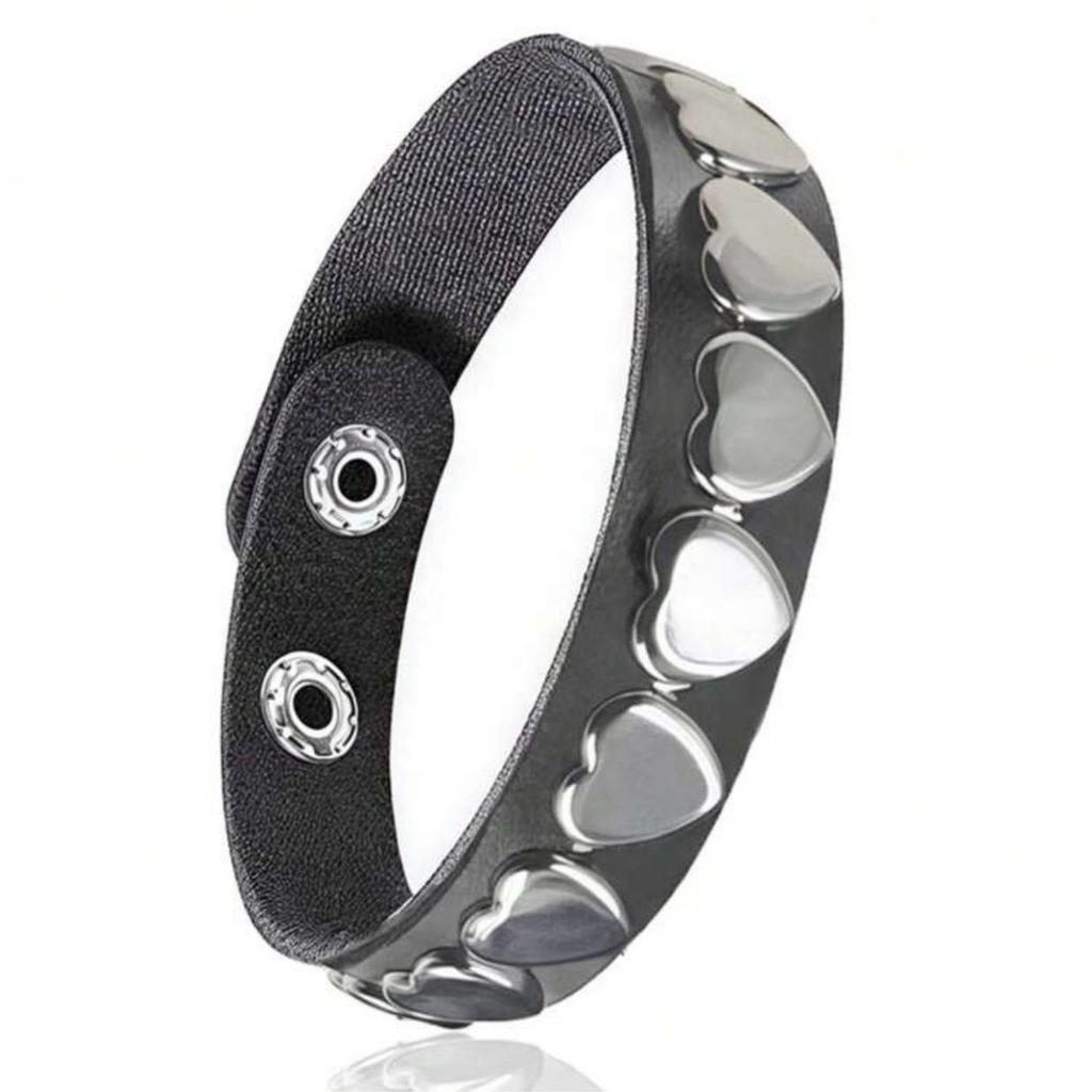 Férfi Punk Stílusú Többrétegű Bőrkarkötő Szegecsekkel - Hip Hop Divatkellék