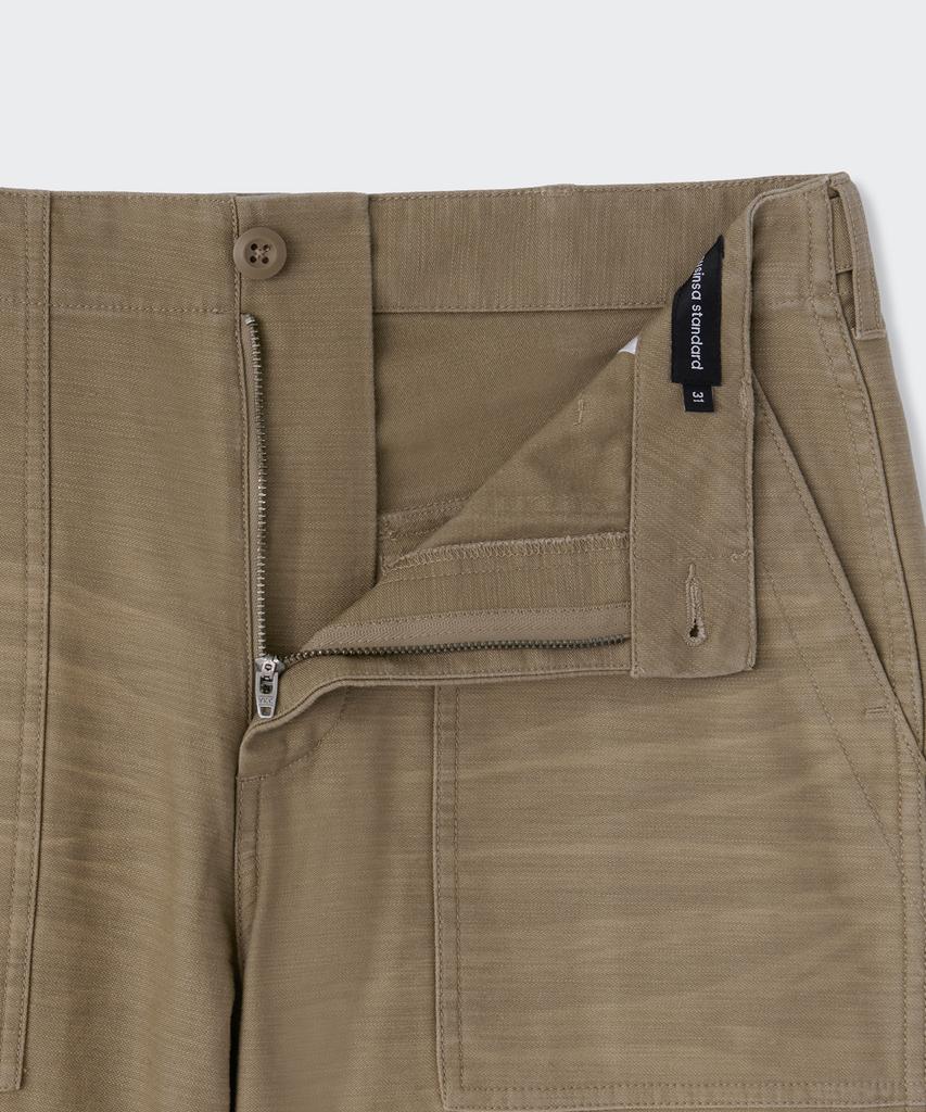 MUSINSA STANDARD Faded Back Satin Fatigue Pants [Beige]