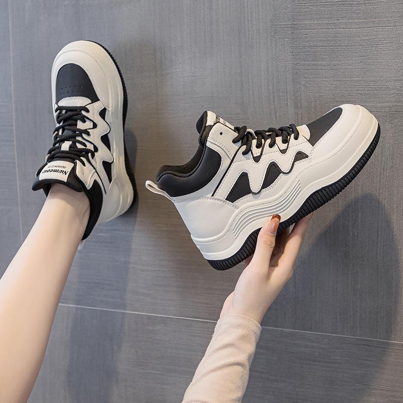Thick-soled High-top Women's Autumn New Super-fire Heightening and Velvet Sports and Leisure Women's Shoes
