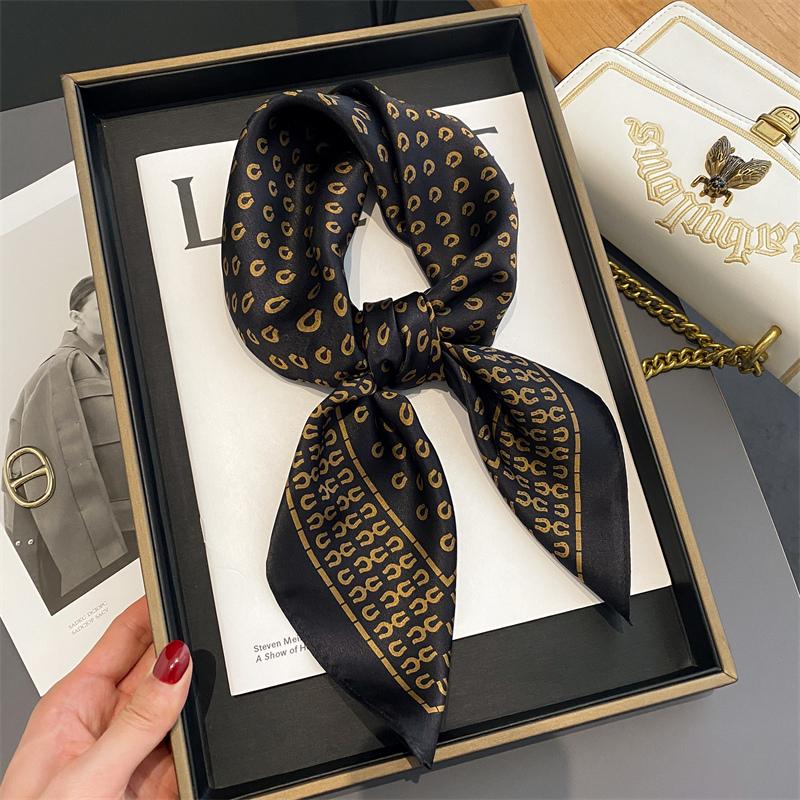 Lenço Quadrado de Cetim de Seda 100% Puro Alta Qualidade para Mulheres Estampado Bolsa de Mão Pulseiras de Pulso Xale Feminino Lenço de Pescoço Foulard