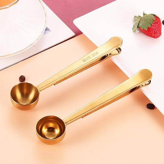 2-in-1 Stainless Steel Coffee Scoop Bag Sealer Measuring Spoon with Built-In Clip Rust-Proof Dishwasher Safe Kitchen Essential for Coffee Milk Powder