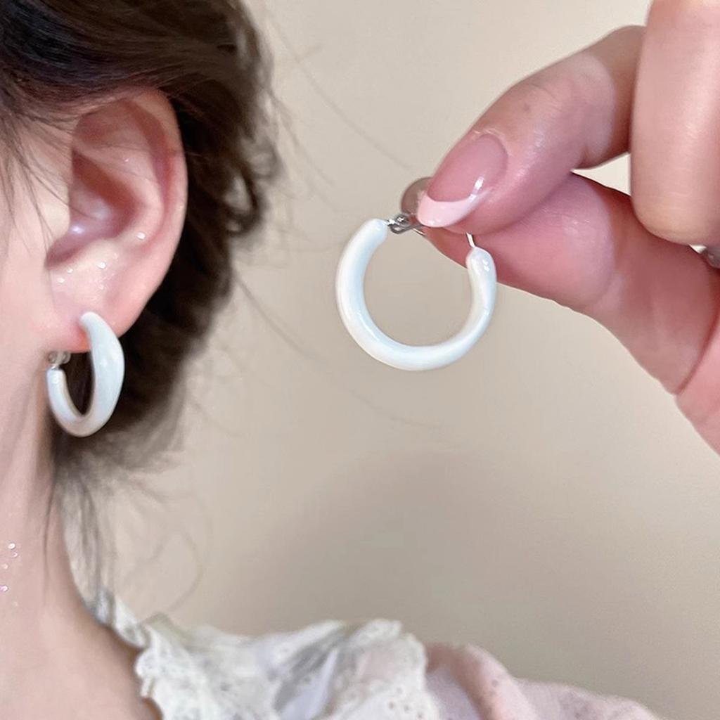 Portable Sturdy Alloy Round Earrings Jewelry Accessory for Fashionable Women Ladies Versatile for Various Occasions