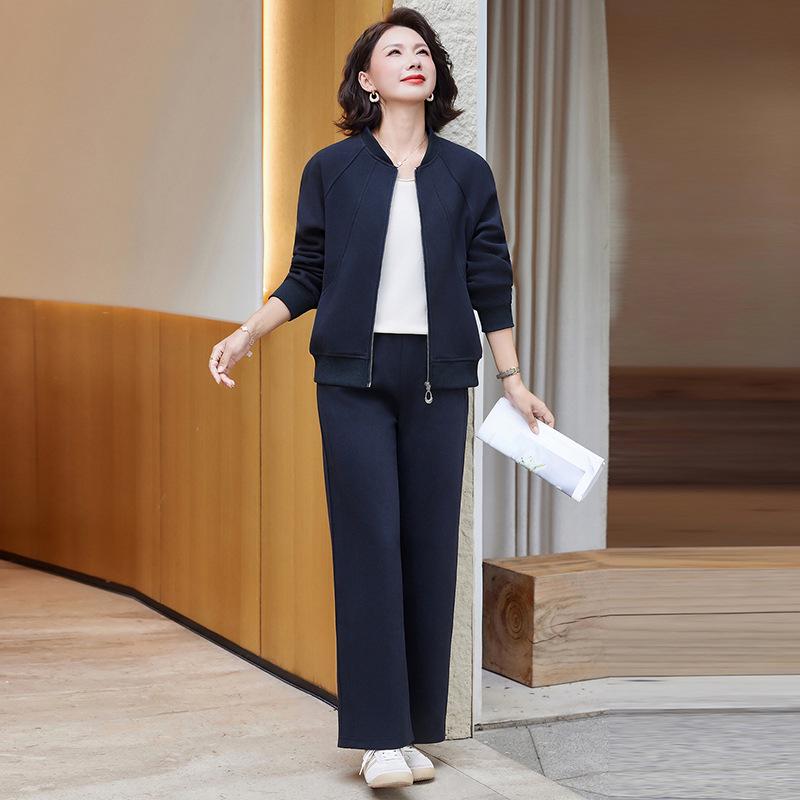 

2025 Spring and Autumn Sporty Two-Piece Set for Middle-Aged Women: Stylish Jacket and Casual Pants 2XL