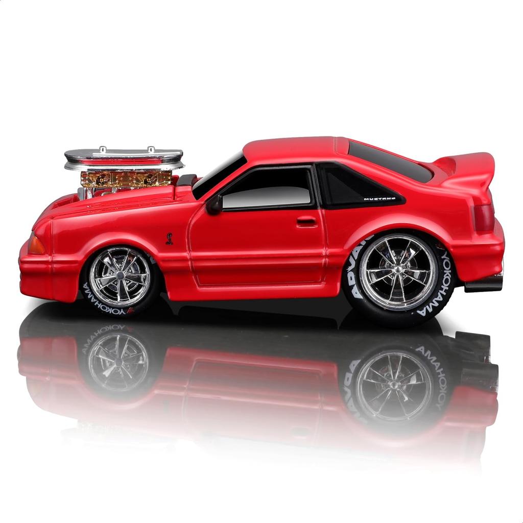 Maisto Scale Muscle Machines Series Diecast Model Car Ford Mustang SVT Cobra Red 1/64 3-5 / (1993 - 15563)