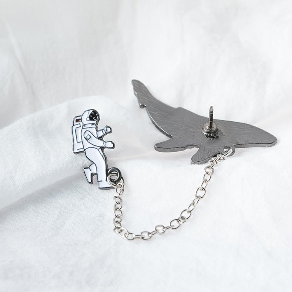 Women Brooch Cute Clothing Badge Adorable Whale Shape Shining Inlaid Collar Needle