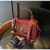 IELGY Autumn Winter Retro Ladies Messenger Bag All-Match Portable Small Square Bag