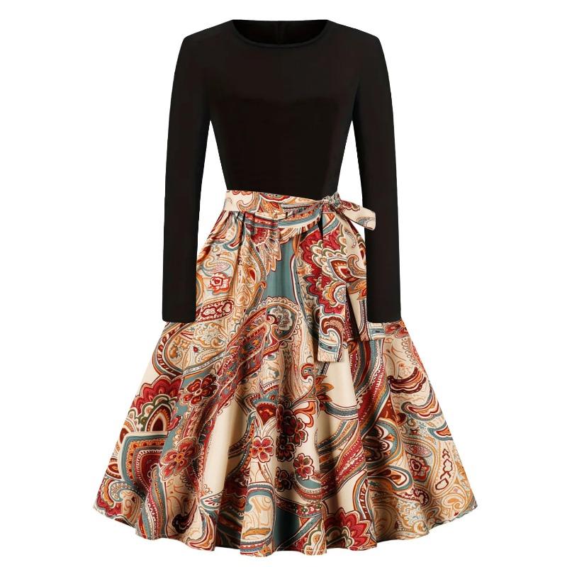 Autumn and Winter New Retro Women's Clothing Round Neck Long-sleeved Black Spelling Print Pendulum Dress