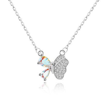 Collier Papillon Style Luxe pour Femmes Sens du Design Petit Groupe Haut Niveau Chaîne Ras du Cou Cadeau Qixi pour Petite Amie