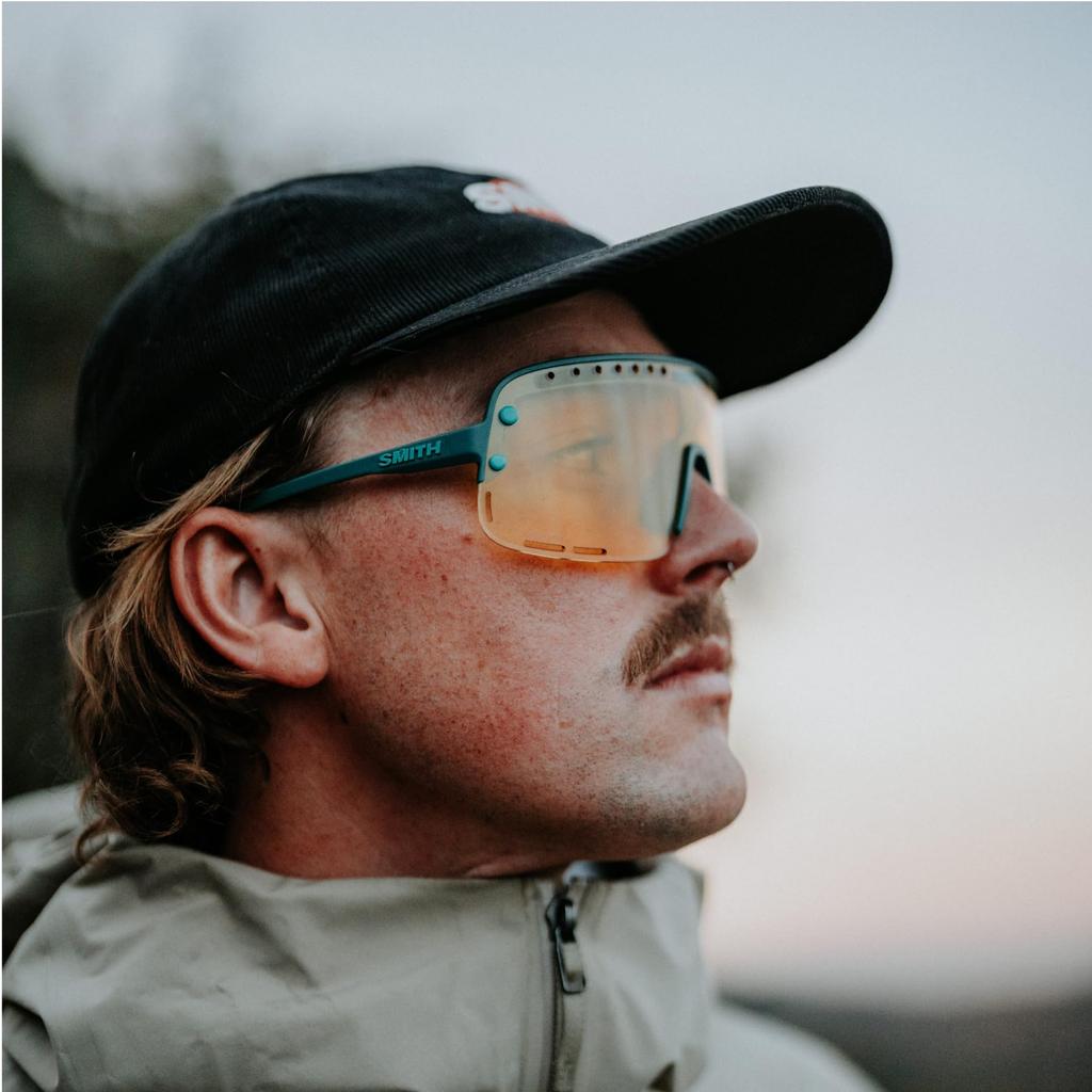 SMITH Ultralight Sunglasses with ChromaPop Lenses Unisex Matte Black with ChromaPop Black – –