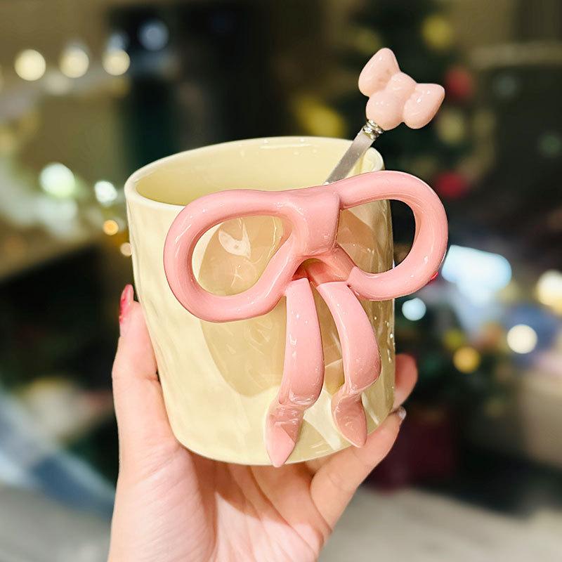 Light Luxury Three-Dimensional Bow Mug Pink Girl Heart Couple Water Cup Household Ceramic Breakfast Cup Souvenir about 280ml