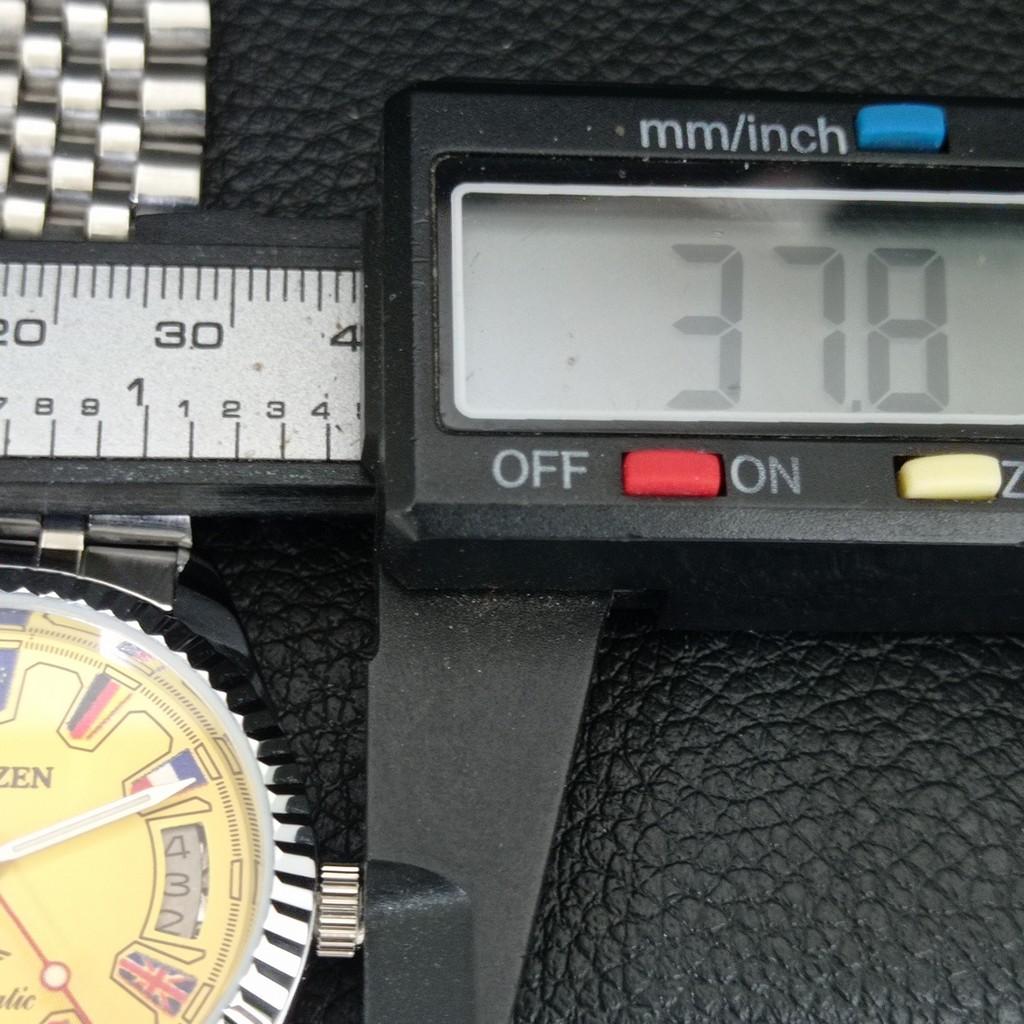VINTAGE REFURBISHED CITIZEN AUTOMATIC JAPAN MENS YELLOW DIAL WATCH a446849-1