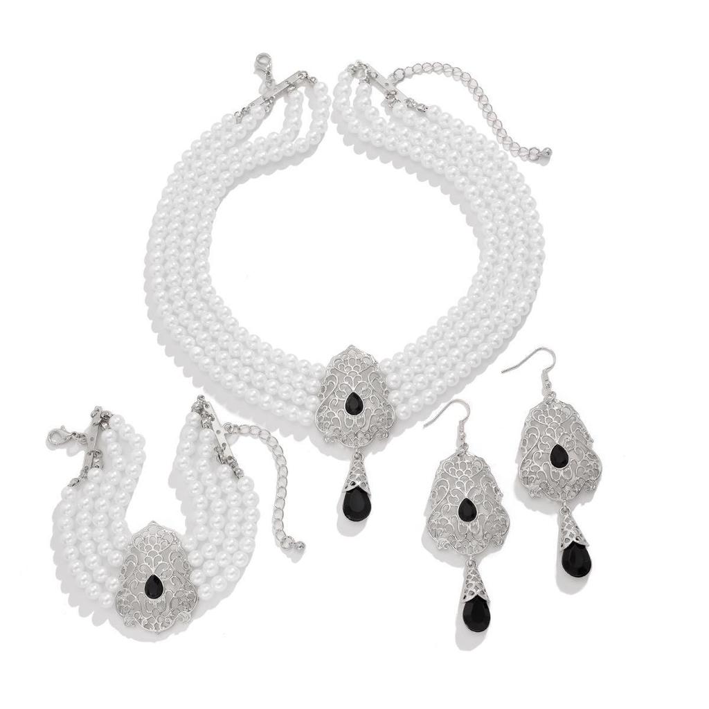 "European-American Square Rhinestone & Pearl Beaded Choker Necklace Set”