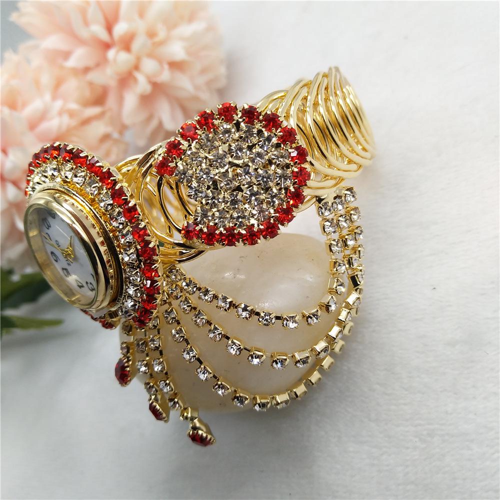 

Новые кварцевые часы со стразами и браслетом из сплава - Элегантные женские деловые часы разноцветный