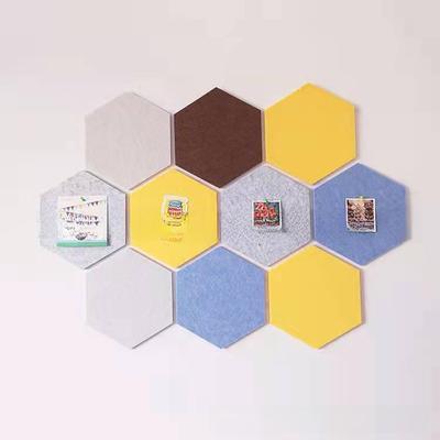 Hexagonal Colored Felt Boards: Sound-Absorbing, Adhesive Wall Decor for Photos and Messages