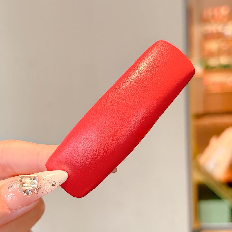 Autumn & Winter Coffee Hair Clip: Women's Seamless Duckbill, BB & Bangs Clips