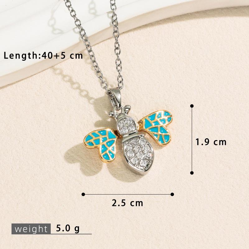 Multicolor Little Bee Pendant Necklace: European & American Style, Simple Oriental Pastoral Design for Women