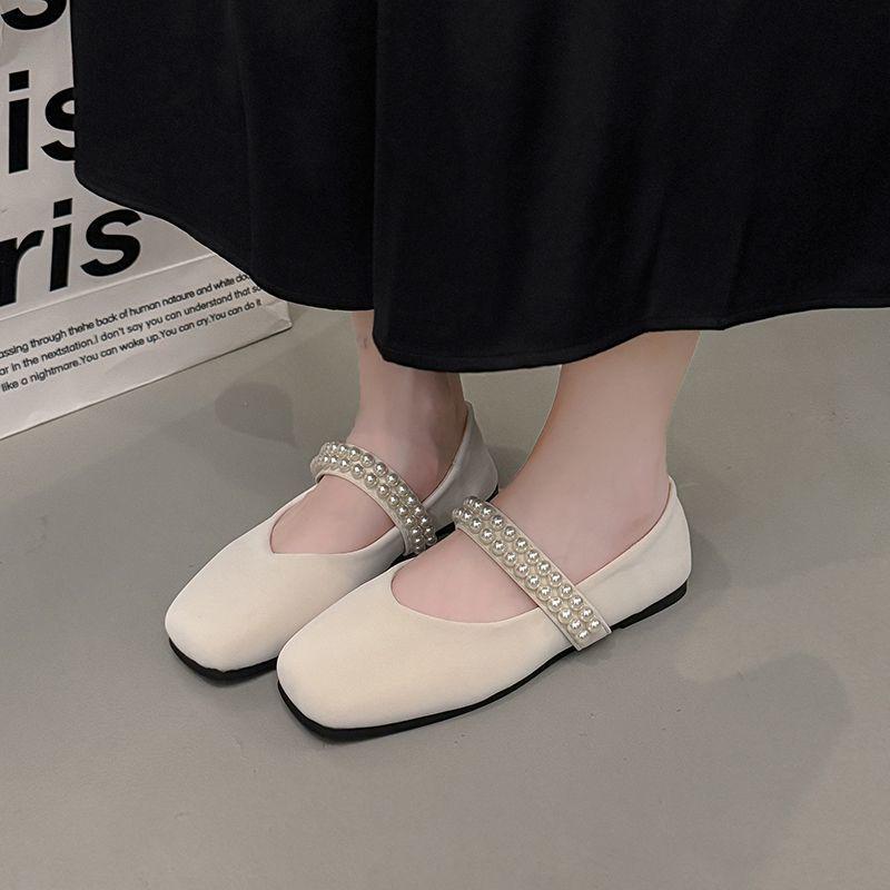 

Нишевые черные туфли Мэри Джейн с квадратным носком и жемчужной отделкой, женская коллекция 2025 года 40