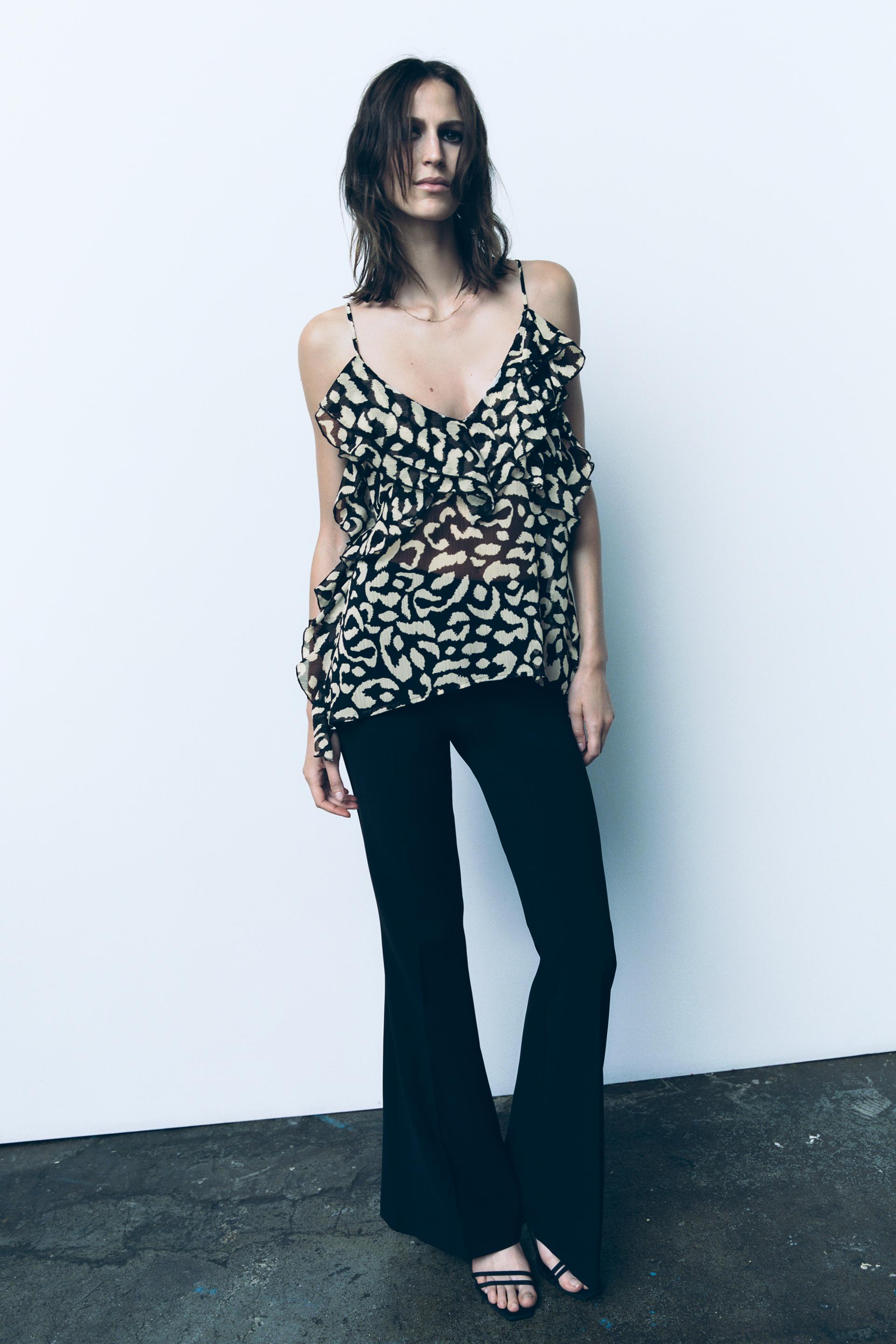 

ТОП С ЖИВОТНЫМ ПРИНТОМ С ОБОРКАМИ