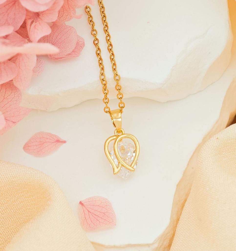 Necklace Women's Exquisite Tulip Zircon Necklace Autumn and Winter Niche Design Sense Light Luxury Fashion Versatile Non-fading Accessories