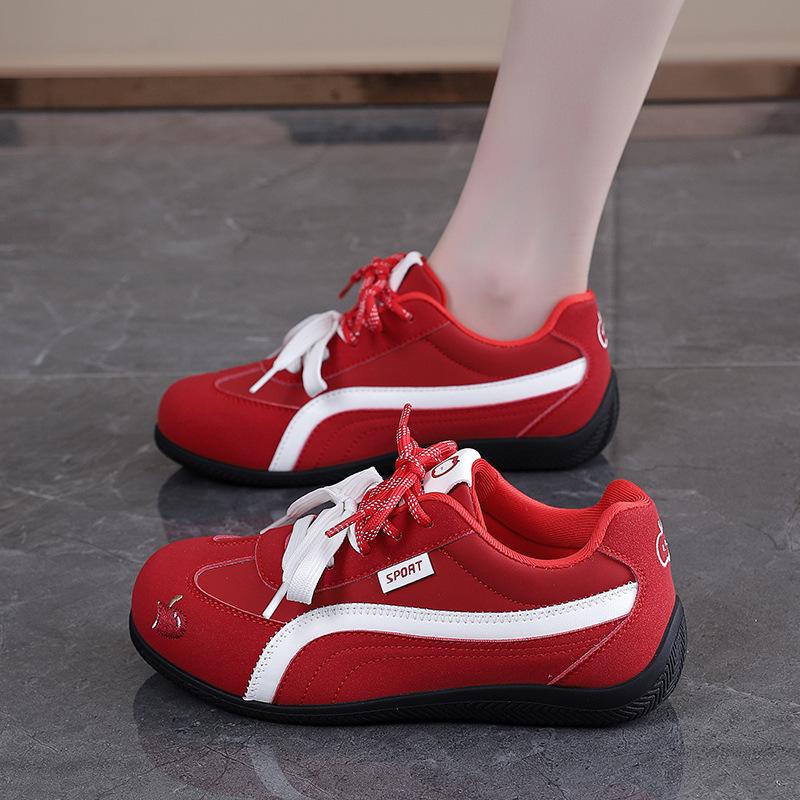 Red German training shoes women's spring new student versatile lightweight board shoes soft-soled casual sports shoes