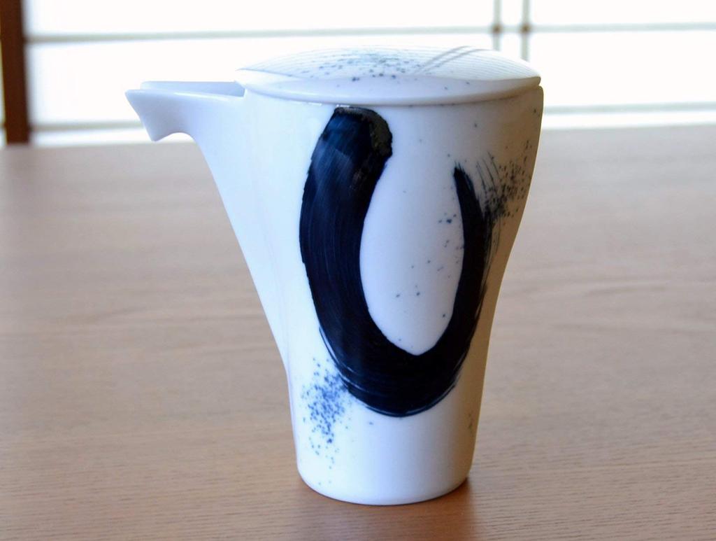Liquor Tokkuri Ochoko Arita 1 sake 2 flat cups made in Japan set, set, ware, bottle, set, Ryumon, ceramic,